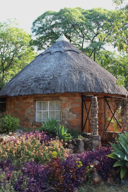 Limerick Cottages Bulawayo Exterior photo