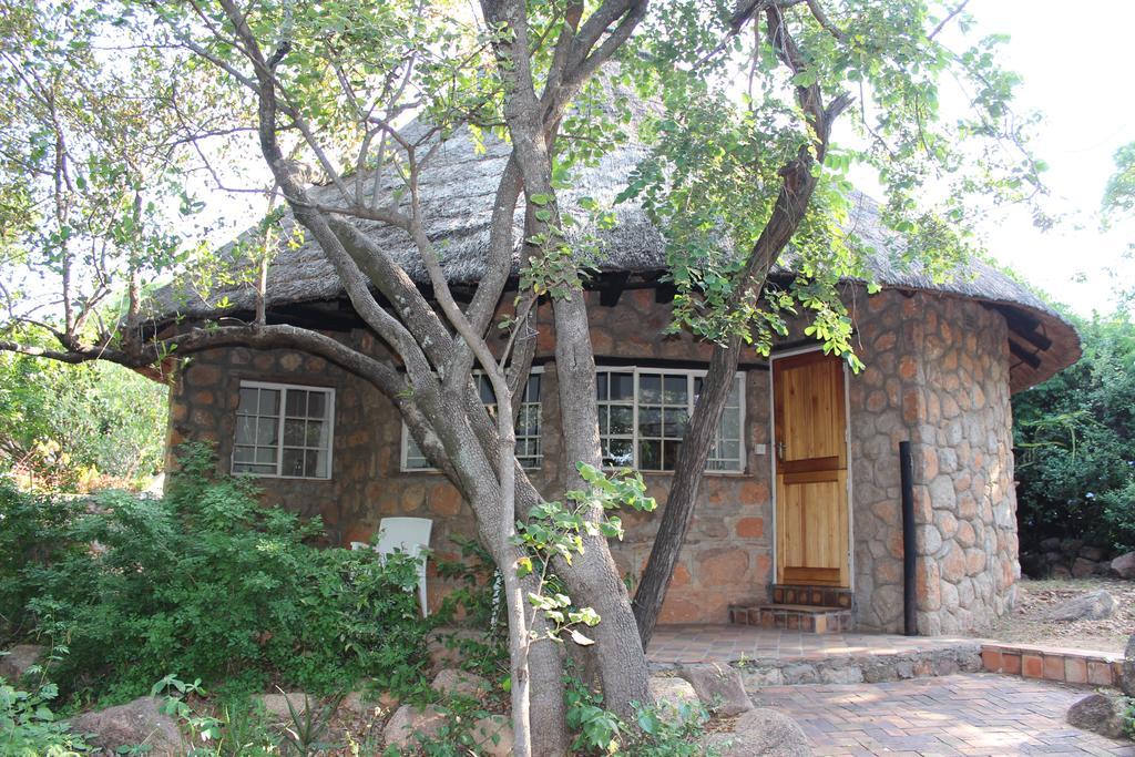 Limerick Cottages Bulawayo Exterior photo