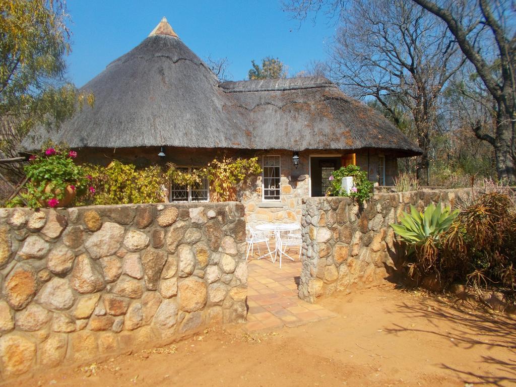 Limerick Cottages Bulawayo Exterior photo